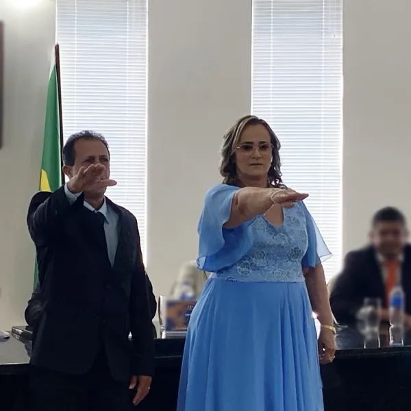 Posse em Livramento: Prefeita Joanina Sampaio e Vice Jânio Soares assumem mandato em cerimônia solene