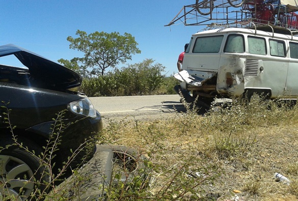 Livramento: Animal na pista provoca acidente na BA-152, próximo a entrada do Monteiro