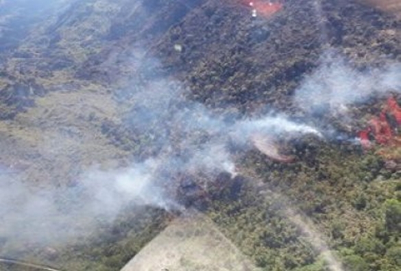  Chapada: Fogo consome área de 675 'campos de futebol' em Rio de Contas