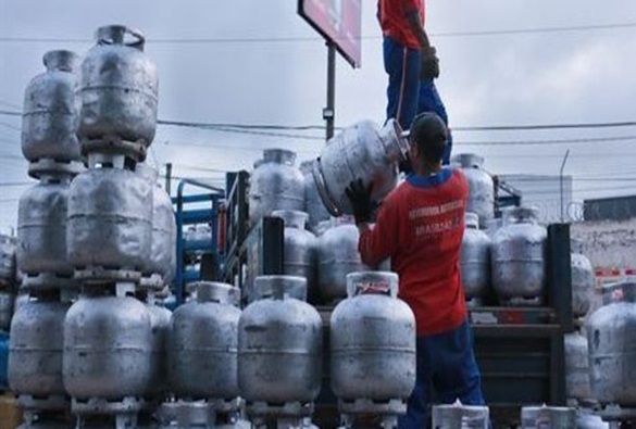 Petrobras aumenta preço do gás de cozinha em 5% hoje