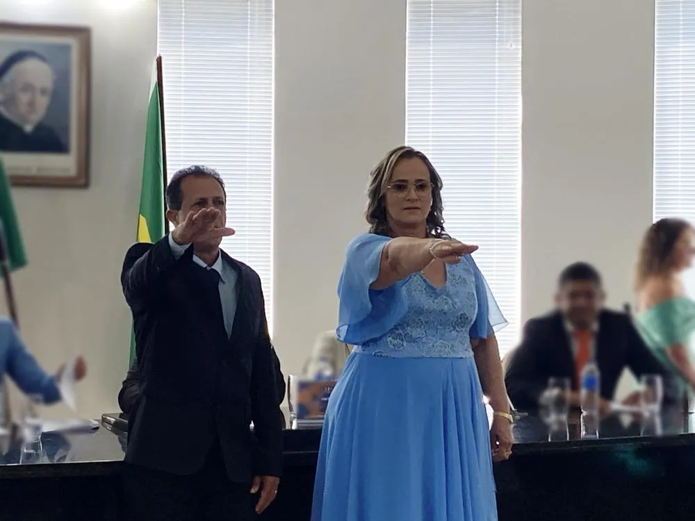 Posse em Livramento: Prefeita Joanina Sampaio e Vice Jânio Soares assumem mandato em cerimônia solene