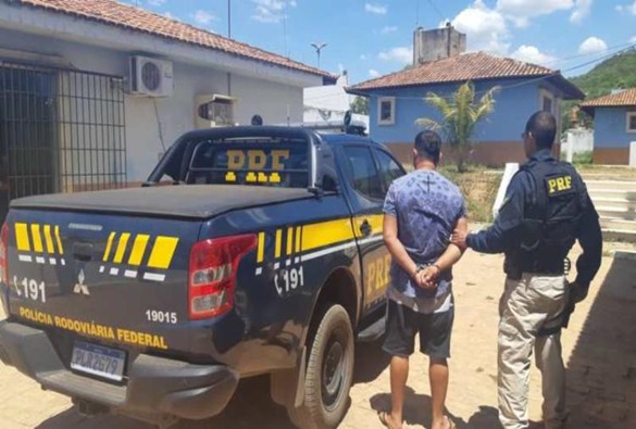 Foragido da Justiça do Distrito Federal é preso na Bahia 